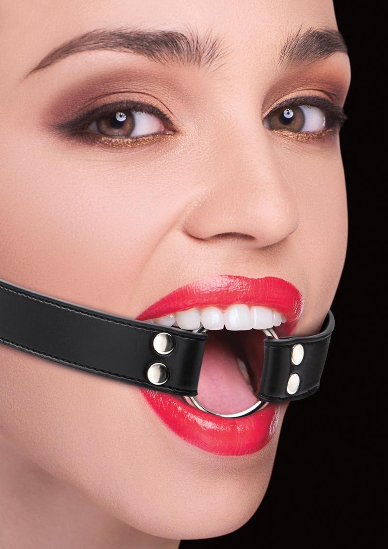 Ouch Ring Gag With Leather Straps Black
